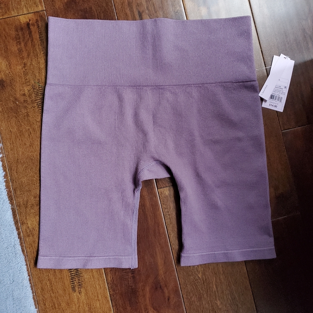Seemless biker shorts dark mauve color  You with tags